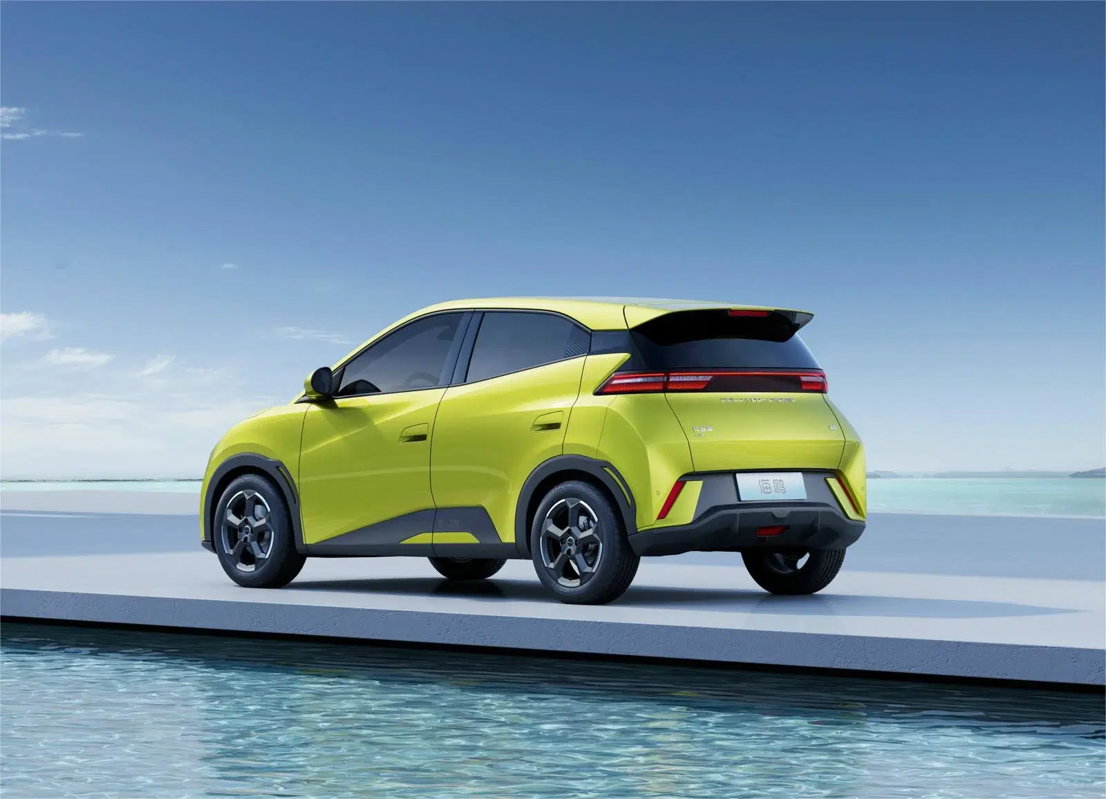 2023 New Energy Vehicle 405 Km Long Range Automobile Small SUV Electric EV Car Byd Seagull Four Wheeler