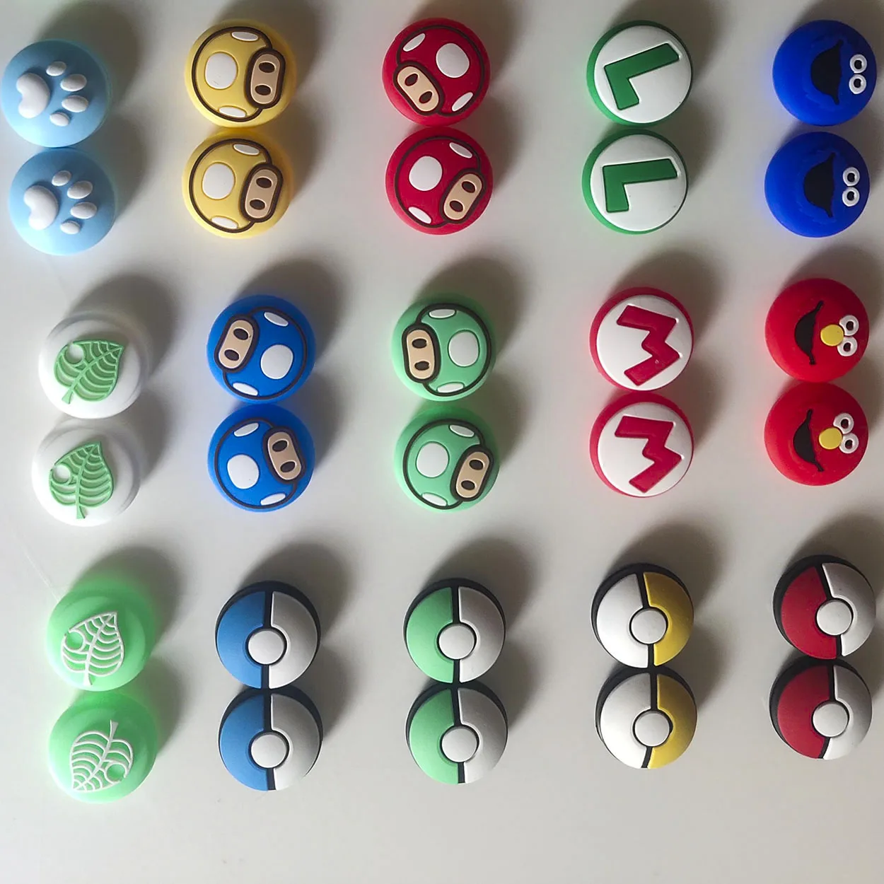 
Top qualit Replacement 3D Design Switch Thumb Grip Caps Thumb Grips Analog Stick Cover Joystick cap 