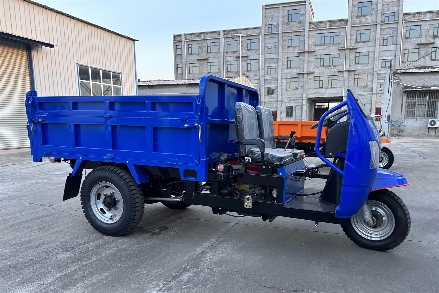 Huansheng Three-door Tricycles Cargo Cabin Motor Tricycle 3 Wheel Diesel Dump Truck