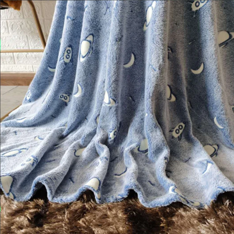  Wholesale Glow Fabric Flannel Fleece Blanket In The