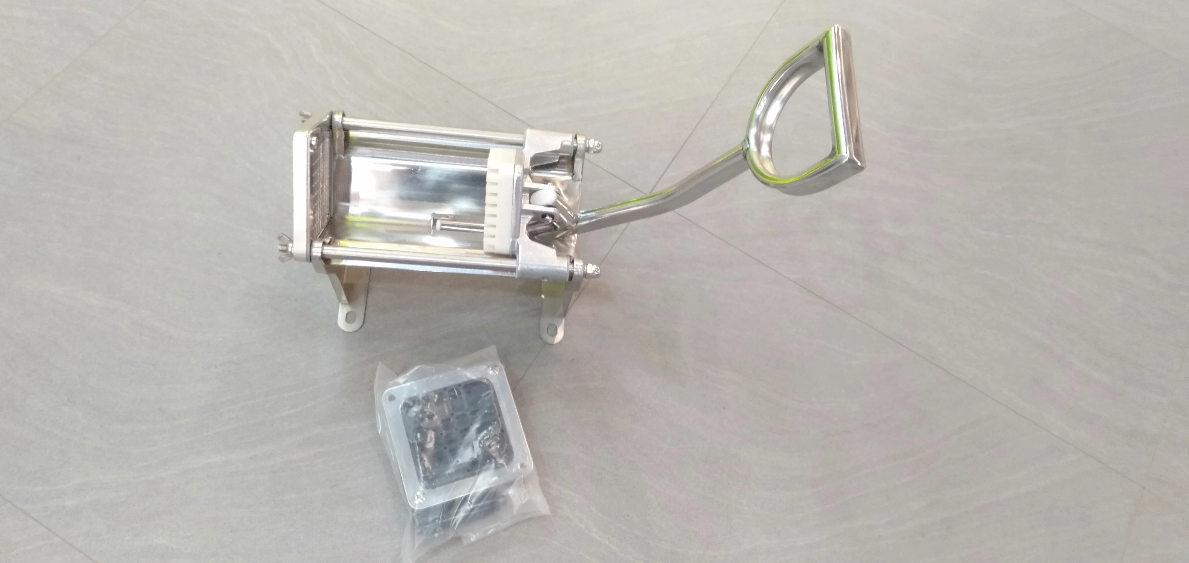 Good machinery to make potato chips manual cutting