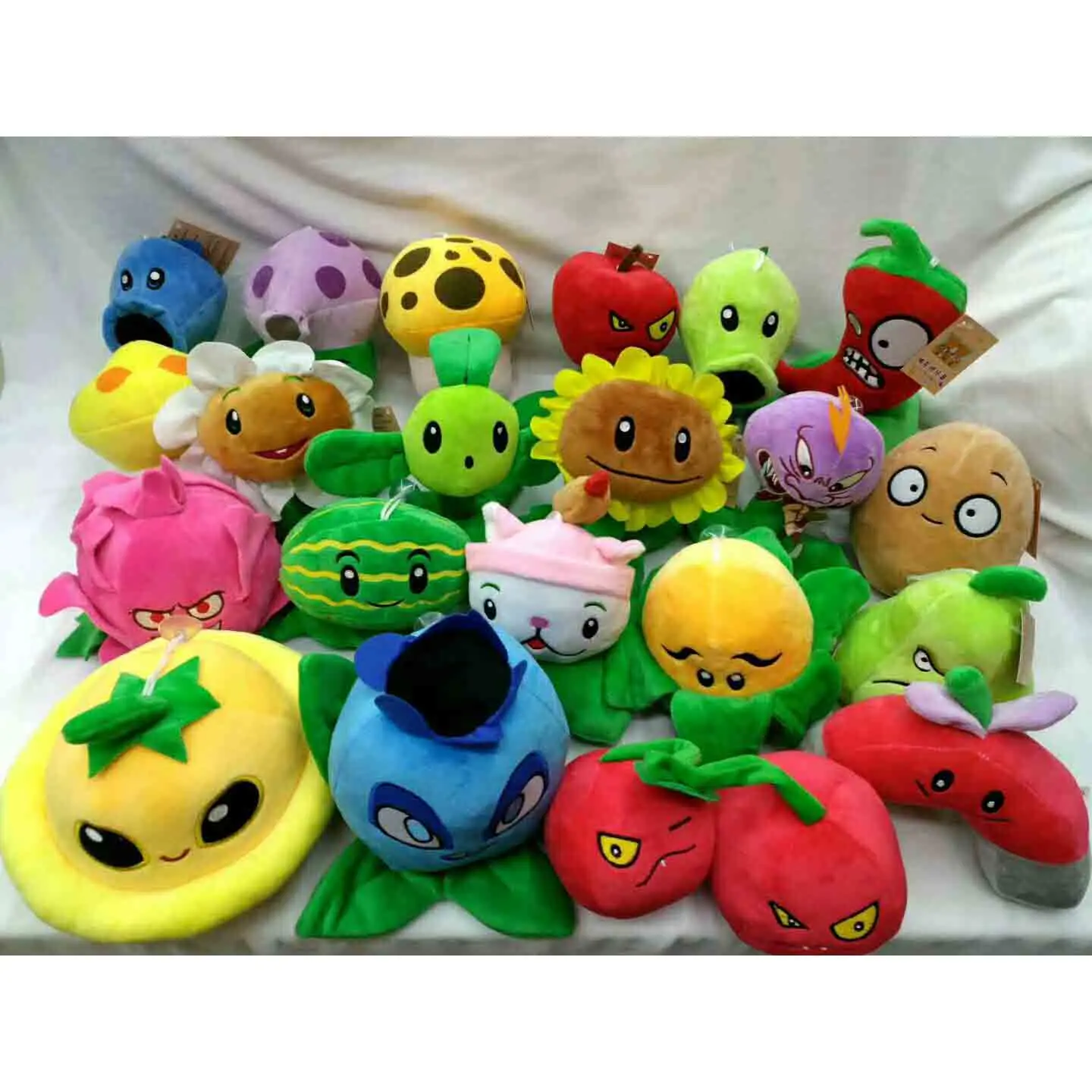 HI CE lovely plants vs zombies 2 custom plush toys