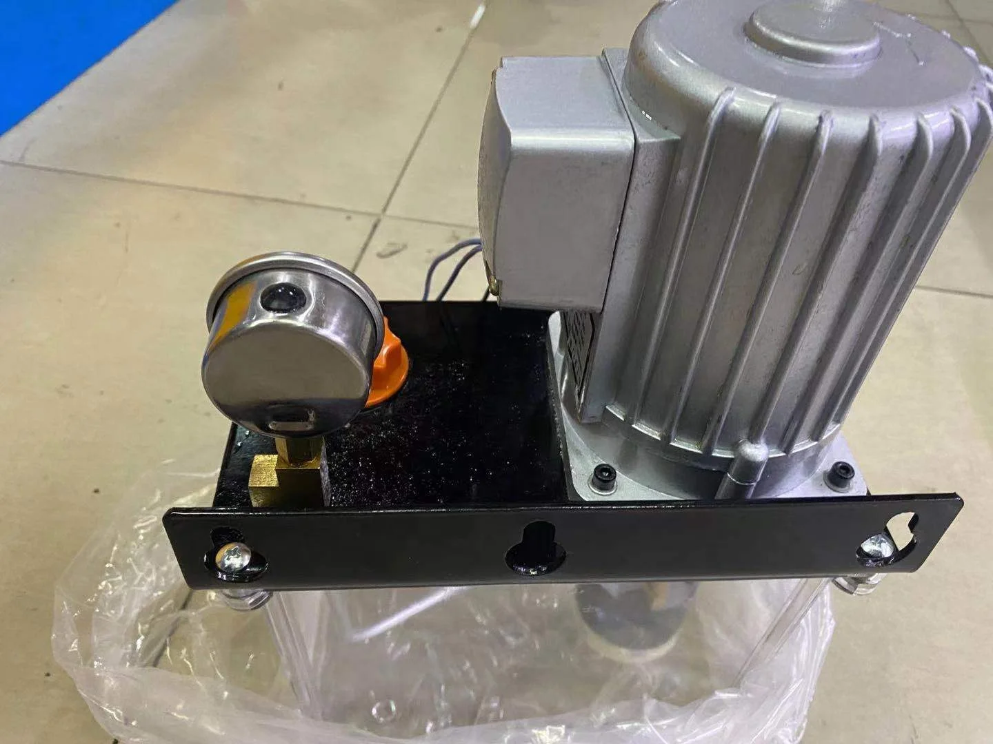 Electric lubricator gear pump central lubrication system electric oil lubrication pump for lathe machine