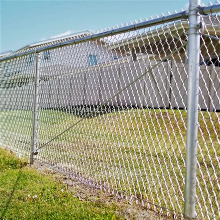 Wholesale Popular Roll Chain Link Fence Used Cyclone Wire Fencing mesh fence panel For Sale