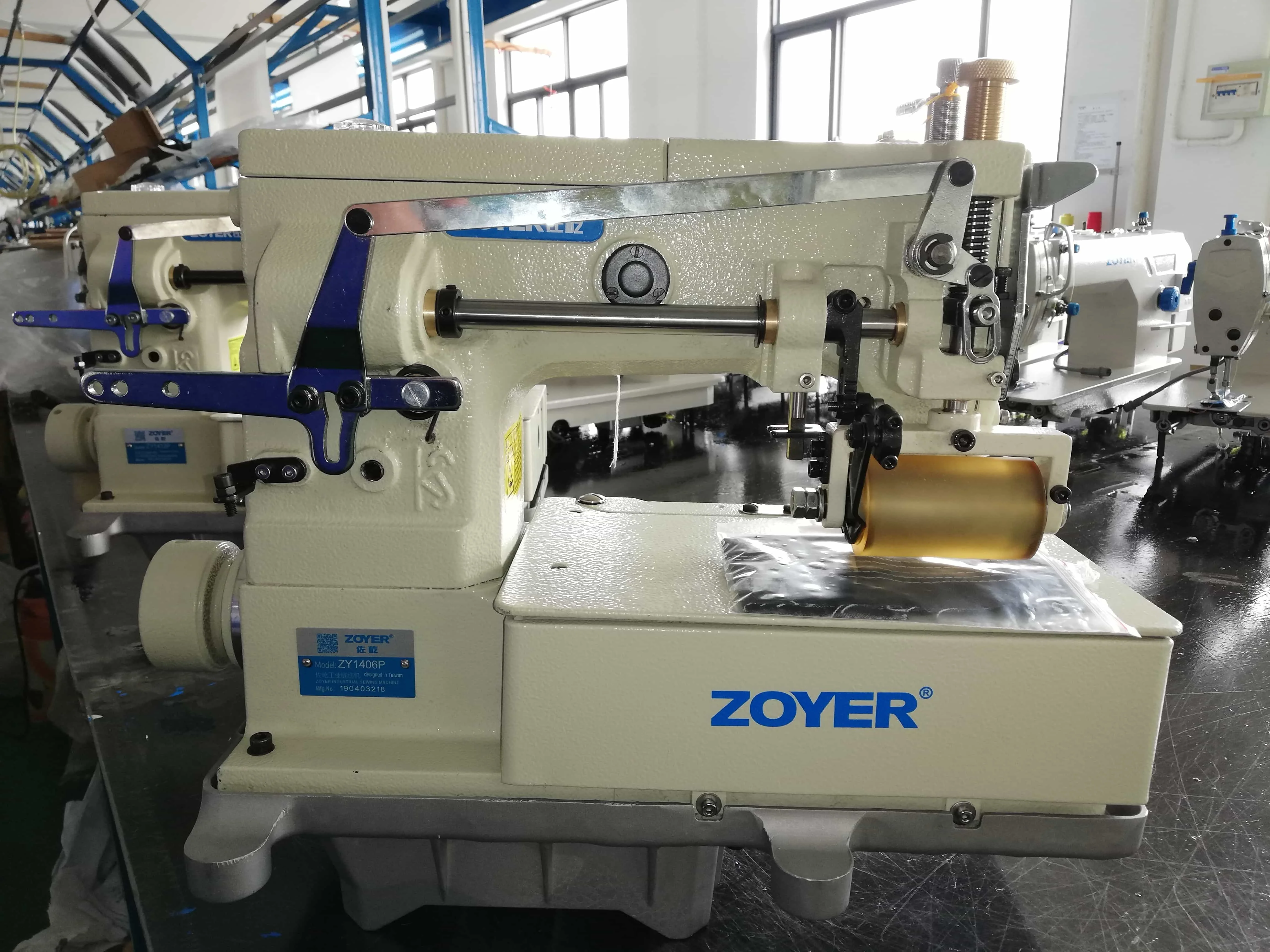 ZY1406P Zoyer Flat Bed Multi Needles Double Chain Stitch Sewing Machine With Puller