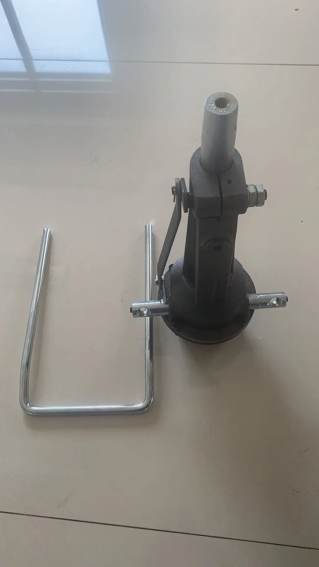 Гидравлический насос YL700 для парикмахерского кресла