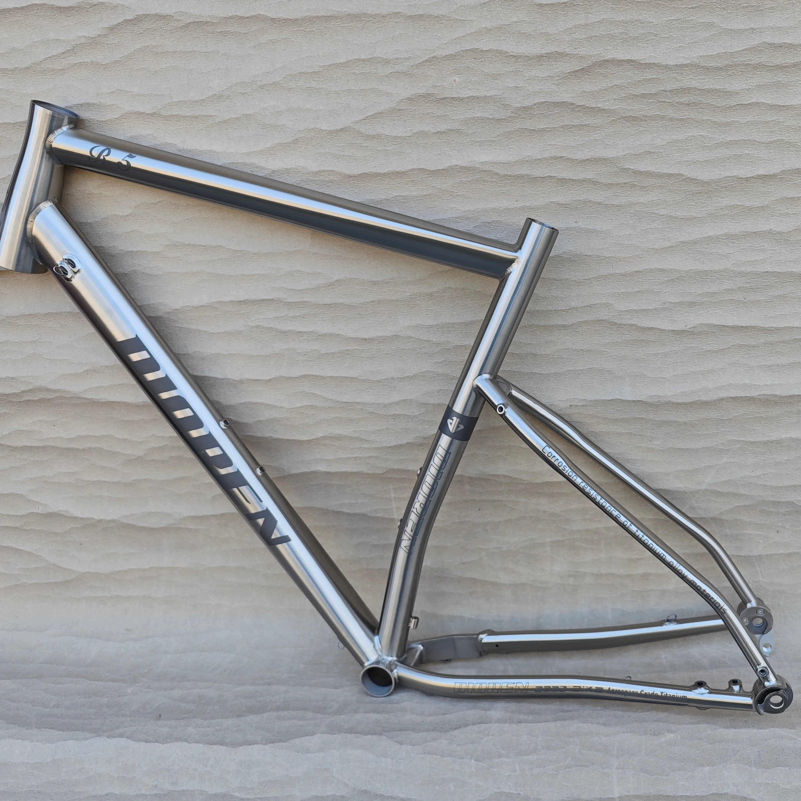 Haofutan Newly Arrived Titanium Bike Frame Offers Customization Options in an OEM Style, Providing High-quality Bicycle Frame