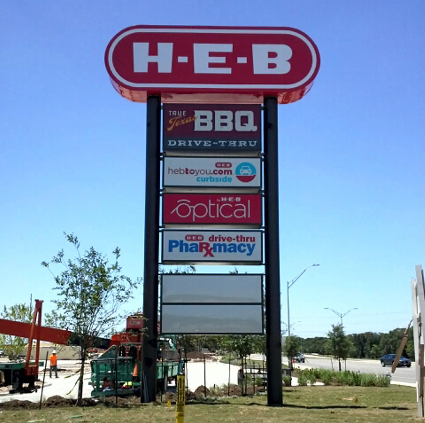 Custom Pylon Sign Free Standing Parking Werbeturm Totem Aluminum Wayfinding Gas Station Pylon Signage Led For Gas Station