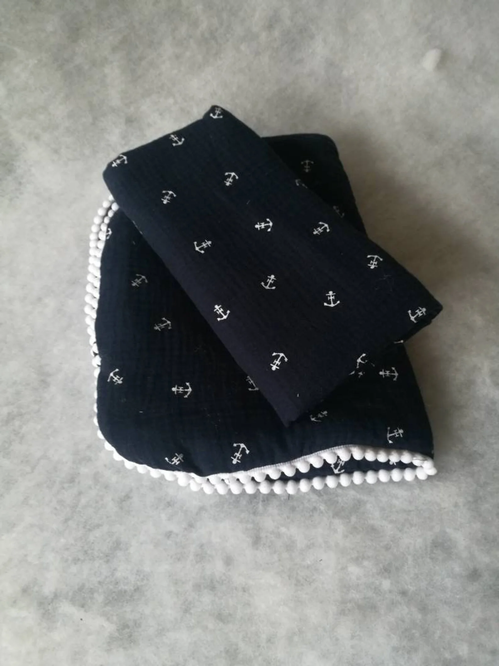 Custom Soft Print Anchor 100*100cm Double Gaze Cotton Blue Pompom Muslin Swaddle Wrap Blanket Gift for Infant Newborn