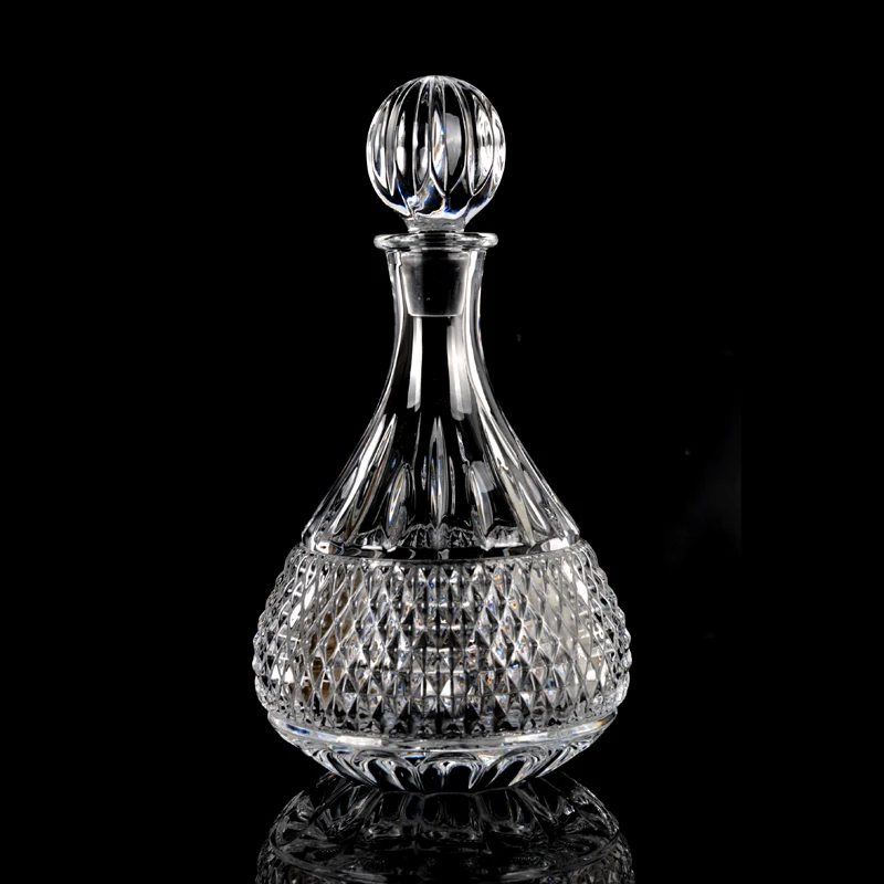 High Quality Crystal Glass Whiskey Decanter With 4 Glasses Whiskey Decanter Set
