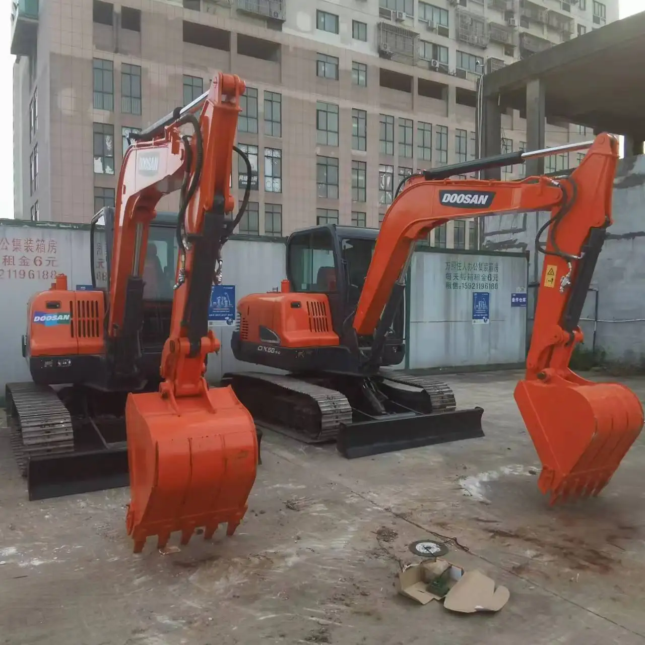 Japan DOOSAN DX60 Used Excavator 6 TONS Second Hand Digger DH60 Mini Hydraulic Crawler Excavators for sale