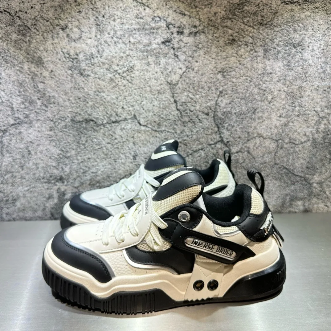 RTS Top Quality Spring Round Toe Brand Red Sneakers Dolce and Original Leather Shoes for Men Sneakers