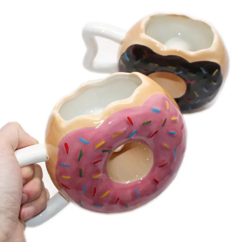 Фарфоровая кружка для молока чая завтрака чашка с ручкой керамическая шоколадная кофейная розовая в форме пончика