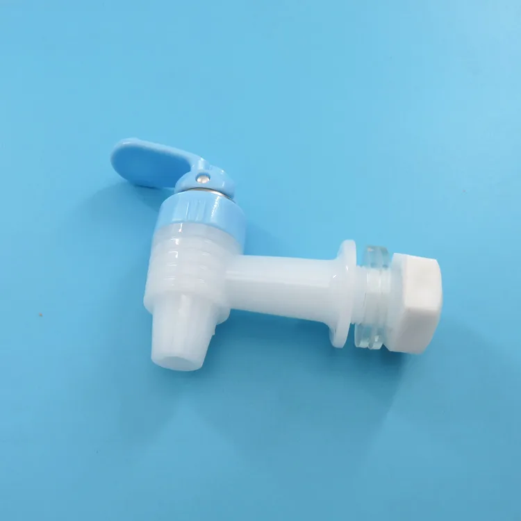 Пластиковый водопроводный кран для розлива пива