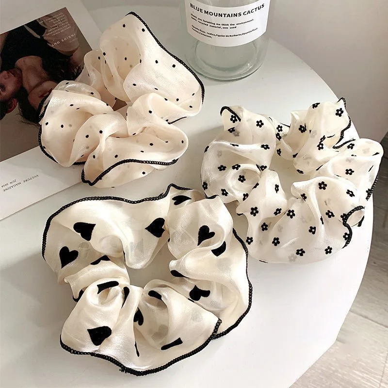 Wholesale Fashion White Color Hair elastic ties  Heart Flower Printed Chiffon Oversize Hair Scrunchies Women Hair Accessories
