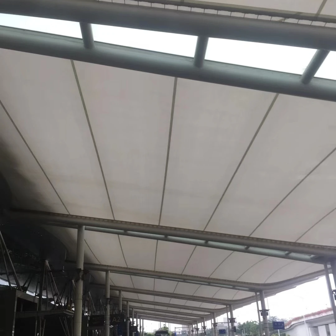 Architectural membrane structure for outdoor shading and rainproof covering the roof