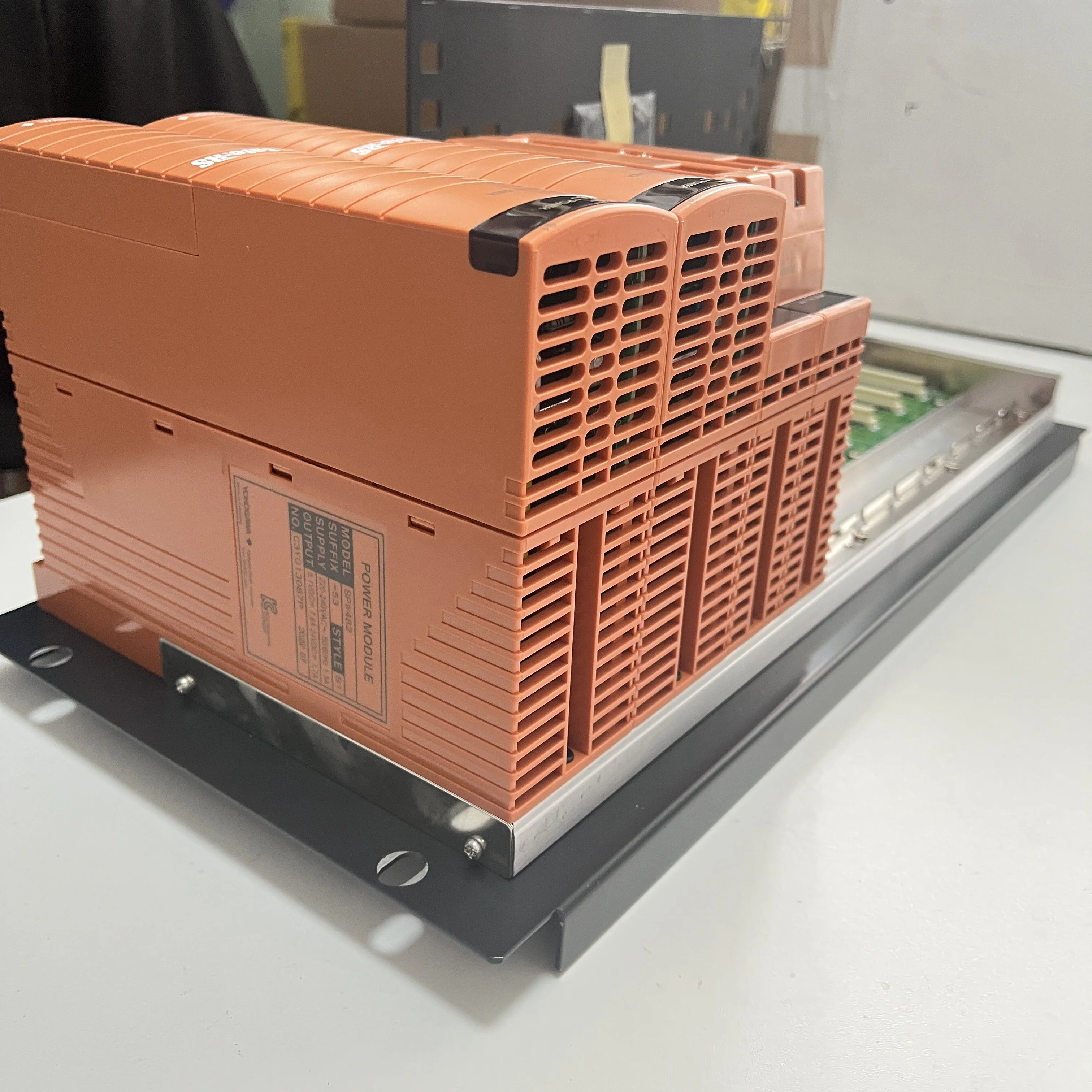 100% original Yokogawa SAFFTY NODE UNIT SNB10D and POWER MODULE SPW482 Spare parts for motor control system