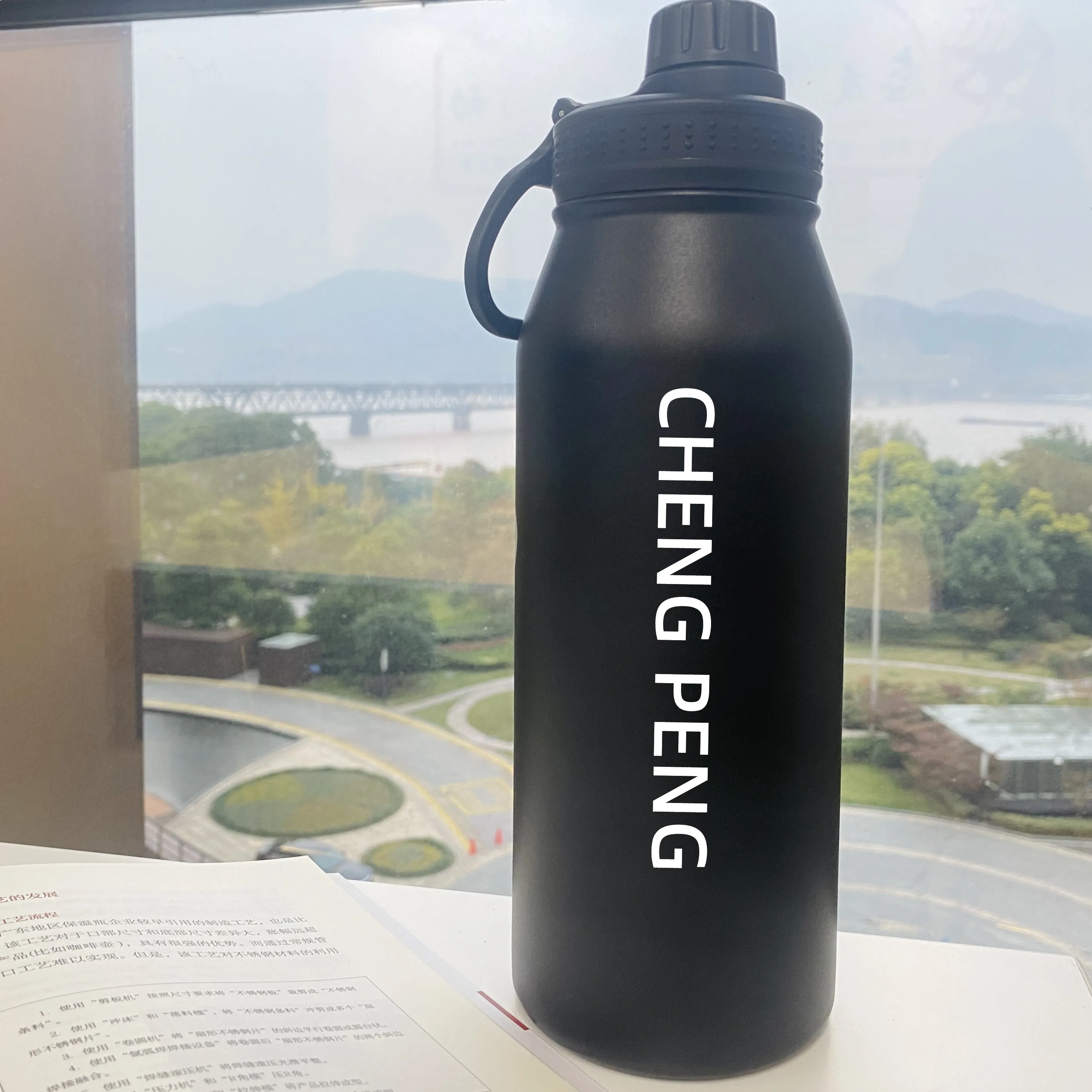 Current Popular Water Bottle OEM Stainless Steel Vacuum Sport Bottle For Gym Hot-Selling