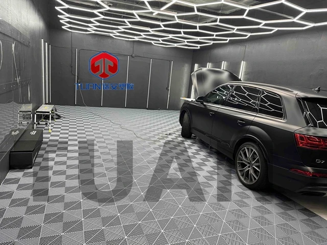 China manufacture Plastic PP Auto Detailing Interlock Garage floor Tiles