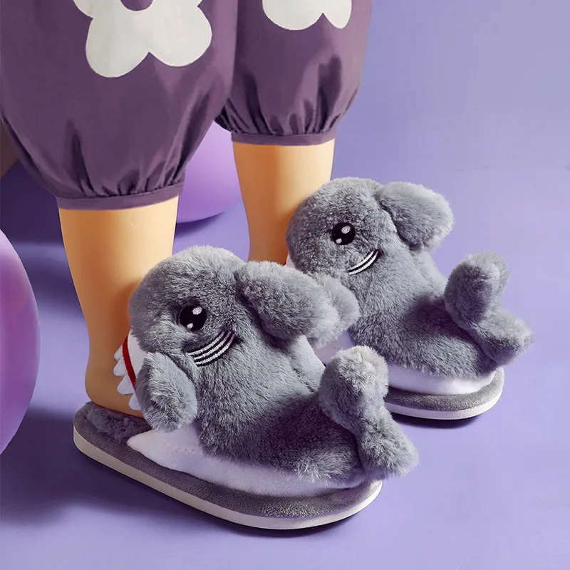 Cartoon Shark Funny Shoes Girls Lovely Indoor Slippers Ladies Home Shoes 2023 Fashion Plush Warm Slippers Women Winter Shoes