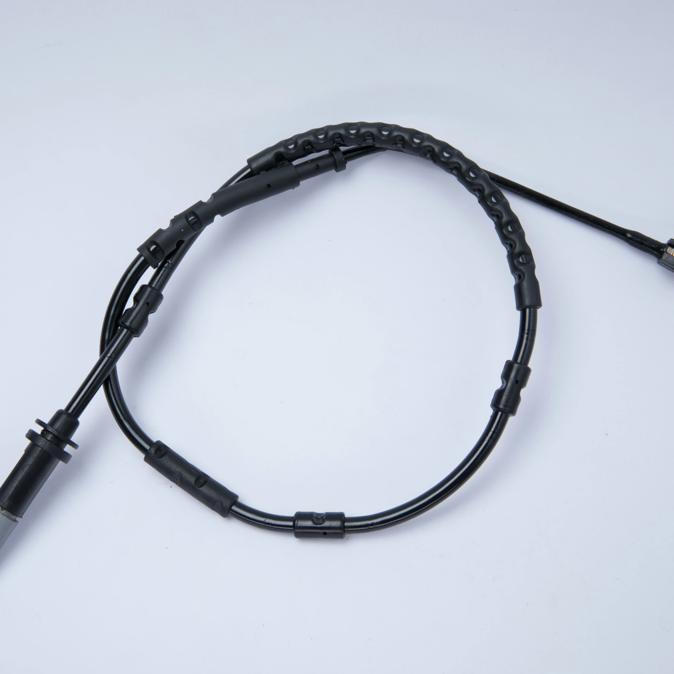 
OE NO. 34356857154 Hot Sale Custom Rear Brake Cable 
