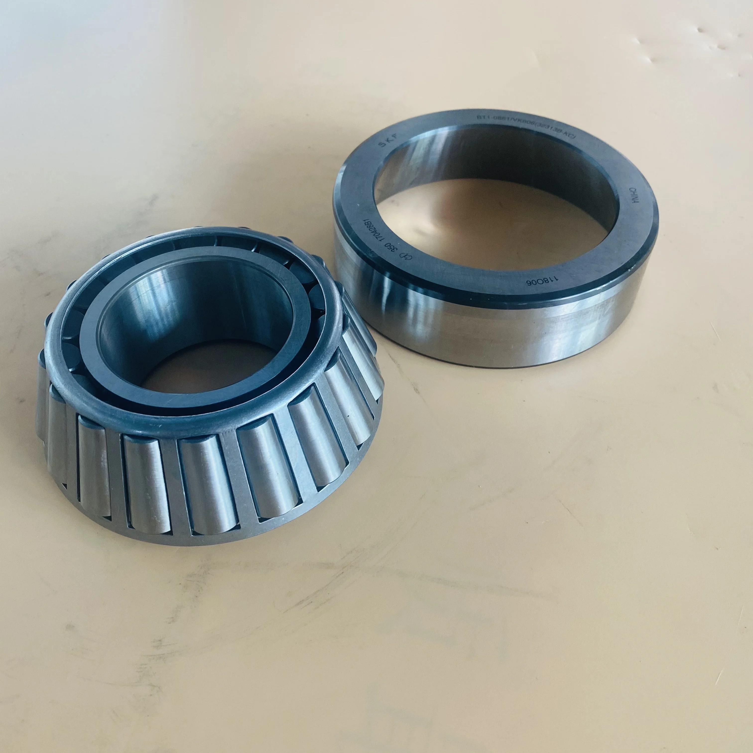 Durable Bearing Heavy Truck Truck China Made Tapered Roller Bearing Supplier DZ90129328199 Shacman Spare Parts For Sale