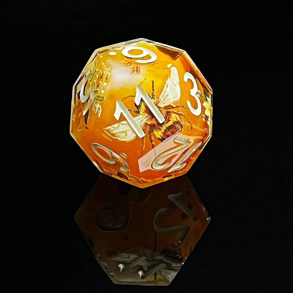 New  Sharp Edge Dice For Dungeons And Dragons blue and white porcelain flowers and butterfly layered Resin  Polyhedral Dice Set