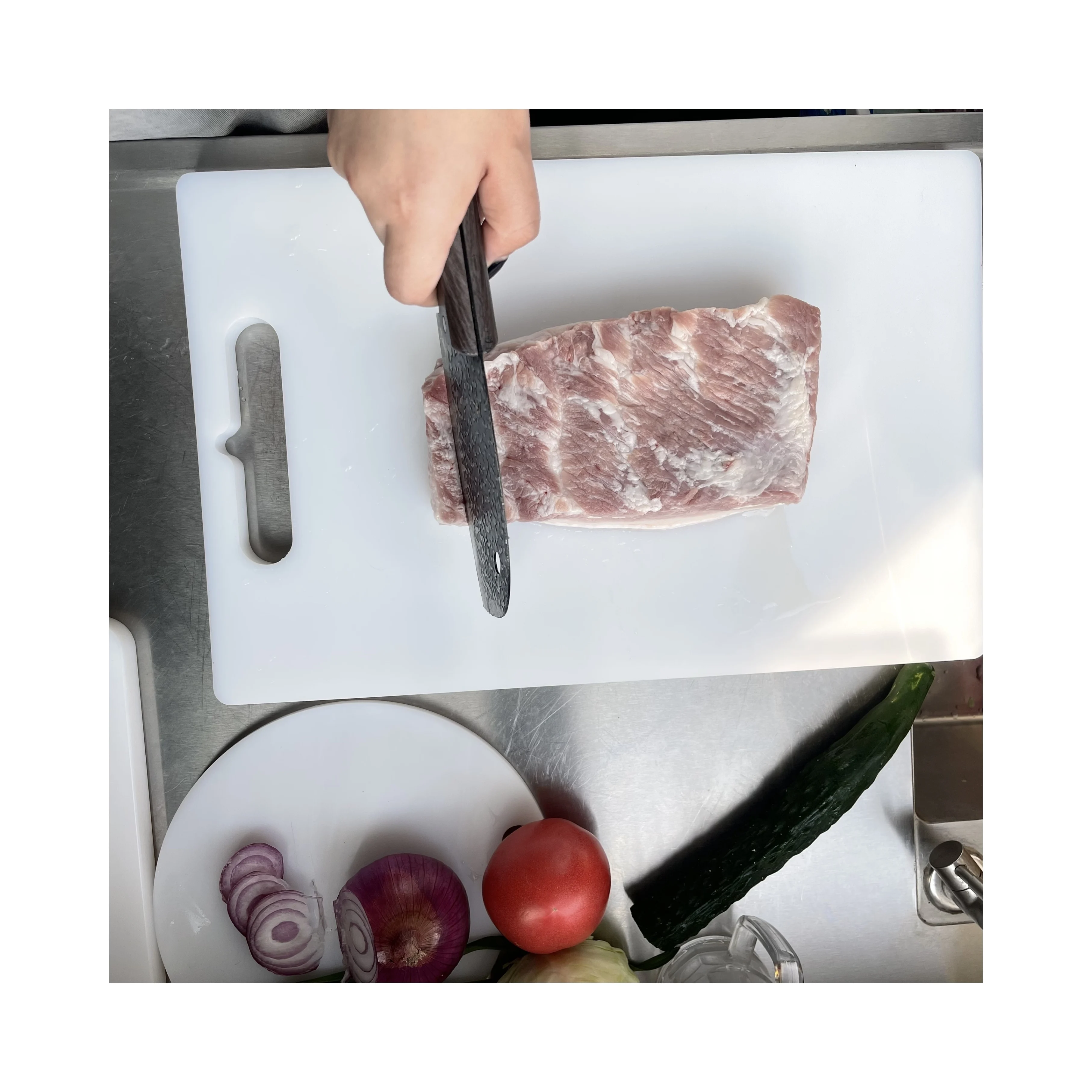 High Quality Easy Cleaning Uhmwpe Chopping Board Thin Custom Plastic Cutting Board For Dining Room Kitchen