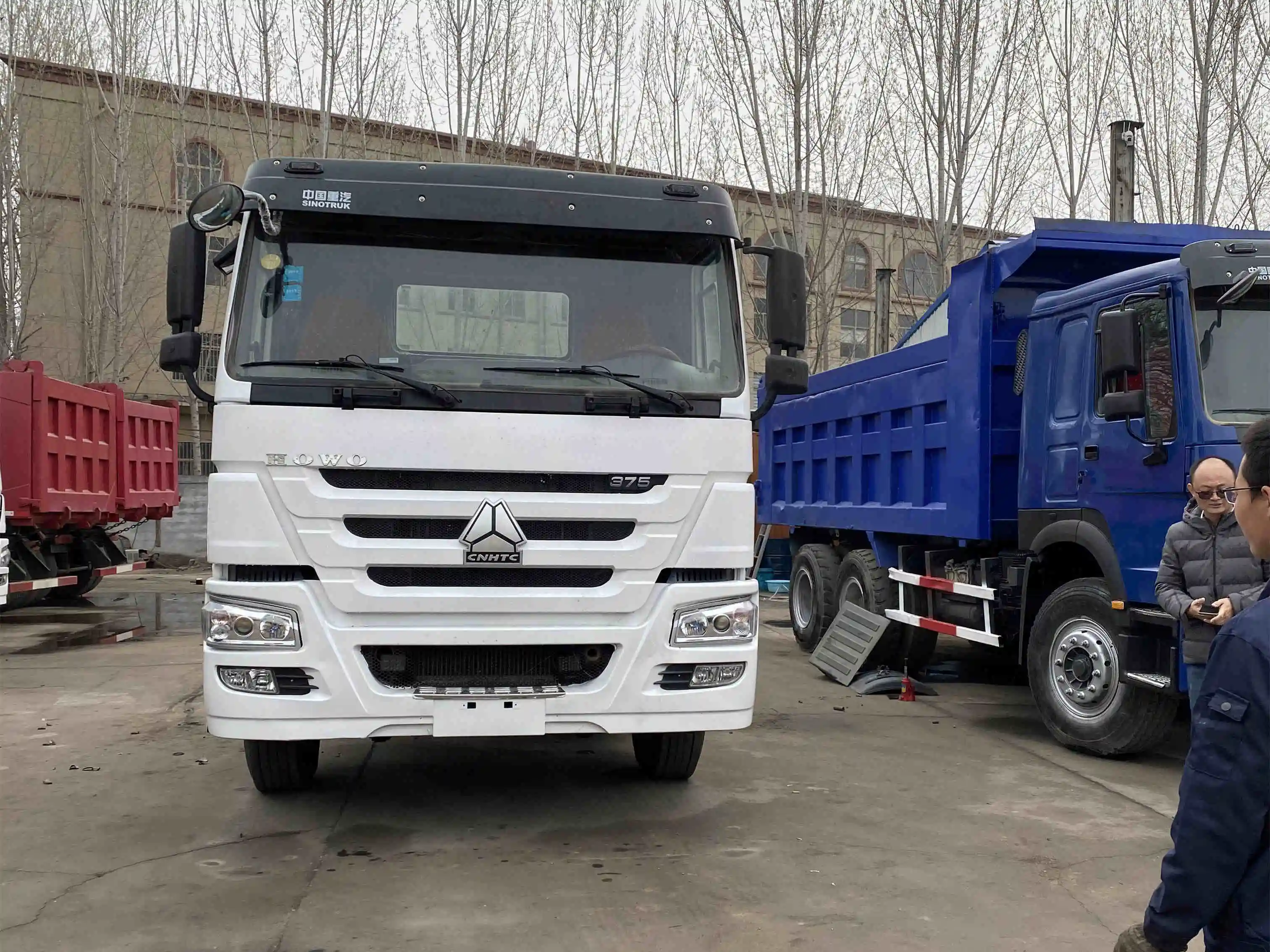 Новое состояние SINOTUCK howow 6x4 400 л.с.