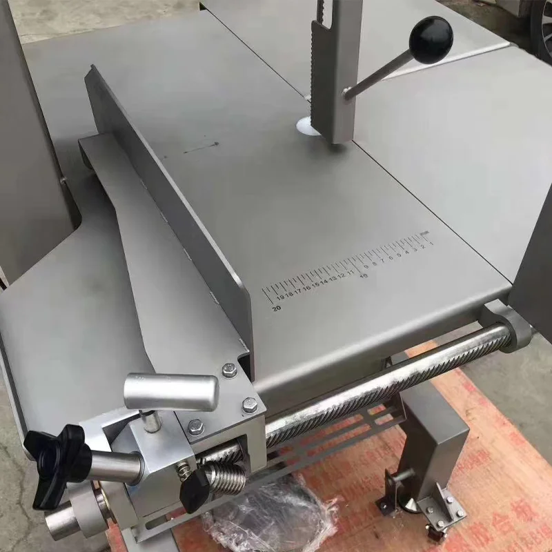 Saw Bone Machine Automatic Electric Butchers Frozen Meat Cow Beef Cutting Bone Saw Machine