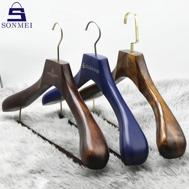 Metal plaque logo garment coat suits clothes wooden hanger navy