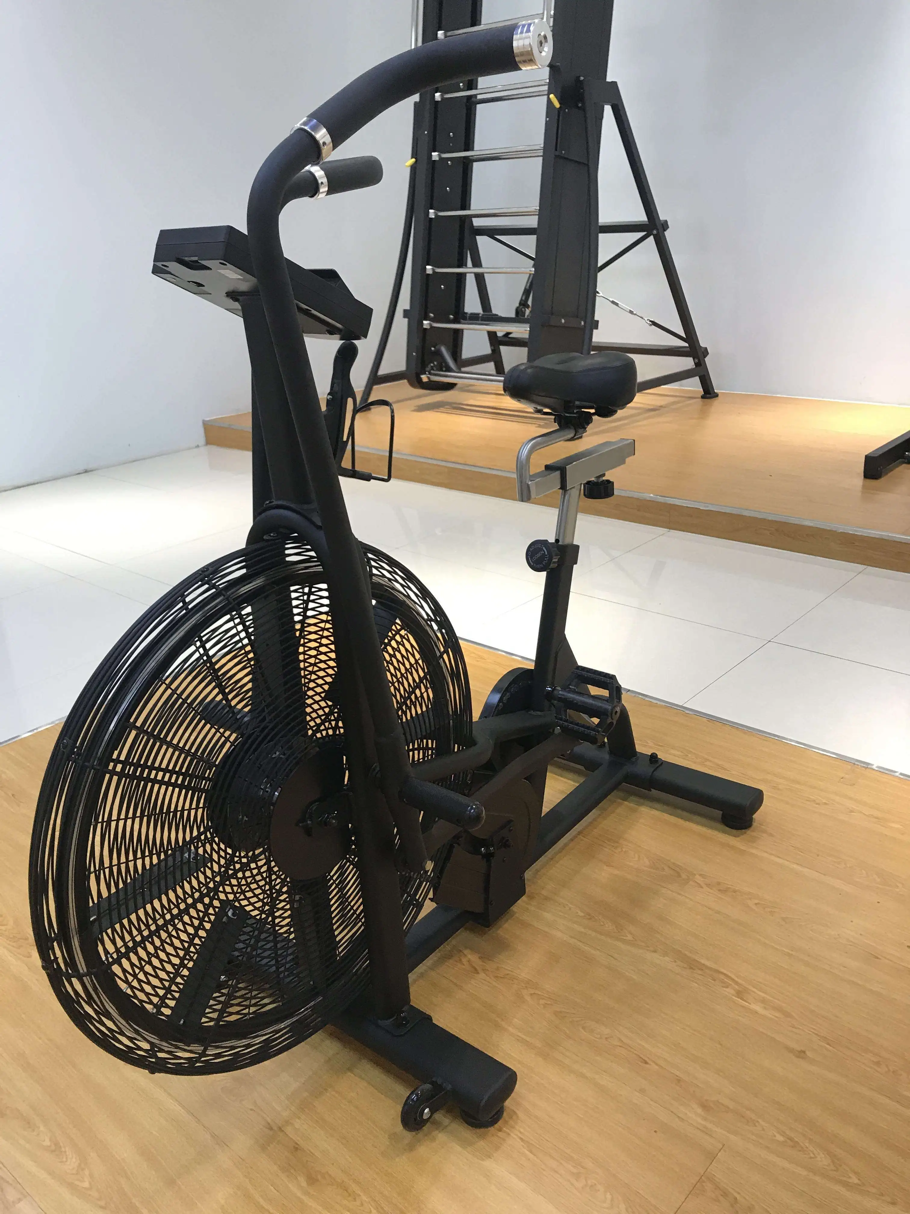 Manufacturer Fitness Equipment Body Building Upright Air Electric Bike Air Row Machine Mechanism