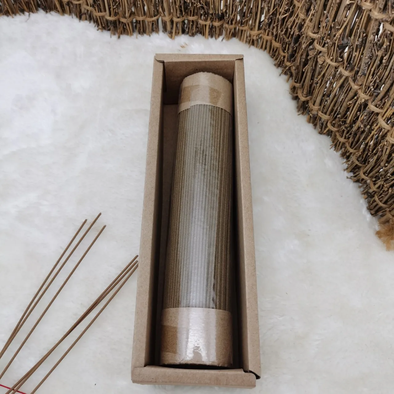 Wholesale 210/105mm Natural Unscented Incense Sticks Odorless Agarbatti with OEM/ODM Packaging