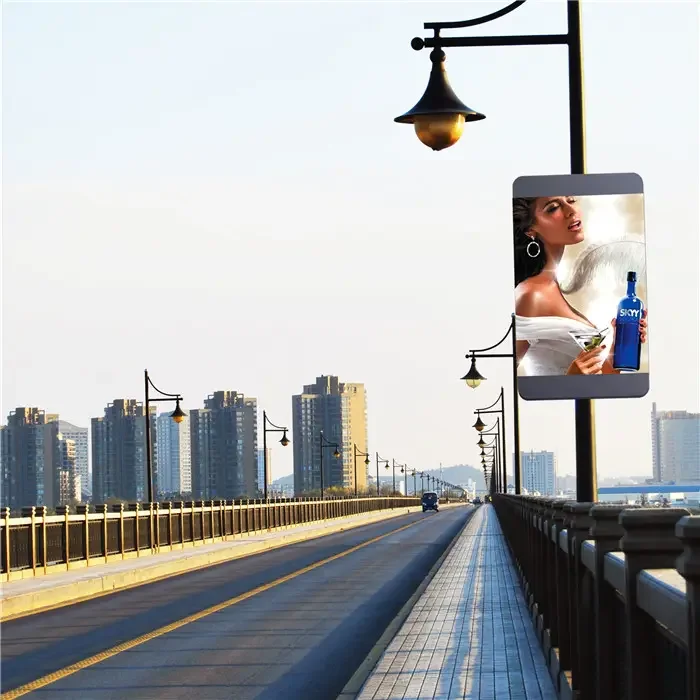 Shenzhen factory Wifi  5G Wireless Single Side P4 Outdoor Waterproof Street Light Lamp Pole  Led Display Screen For Advertising