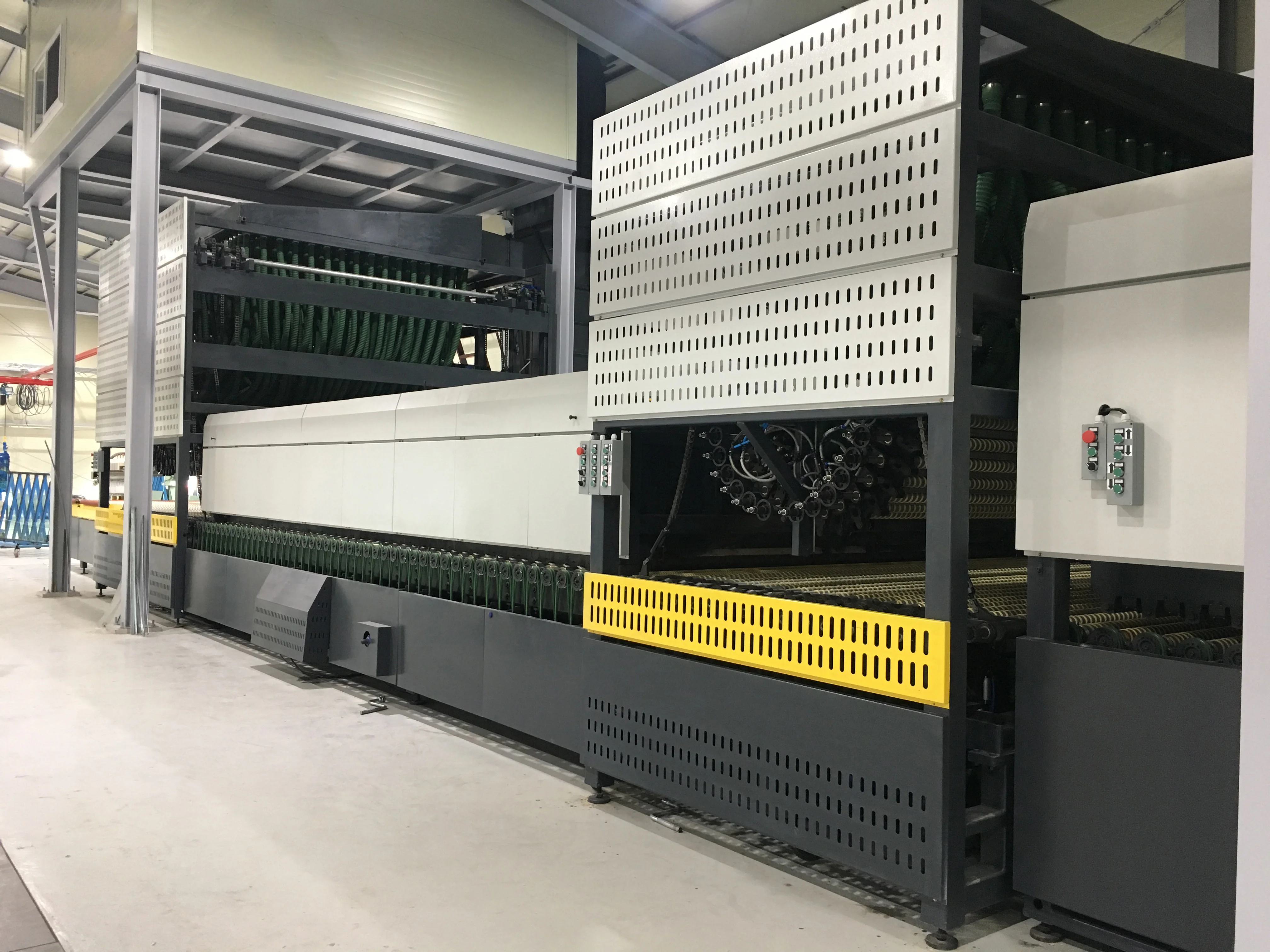 CE Energy-saving Type Prices Of Glass Machines Glass Tempering Furnace Tempering Machine