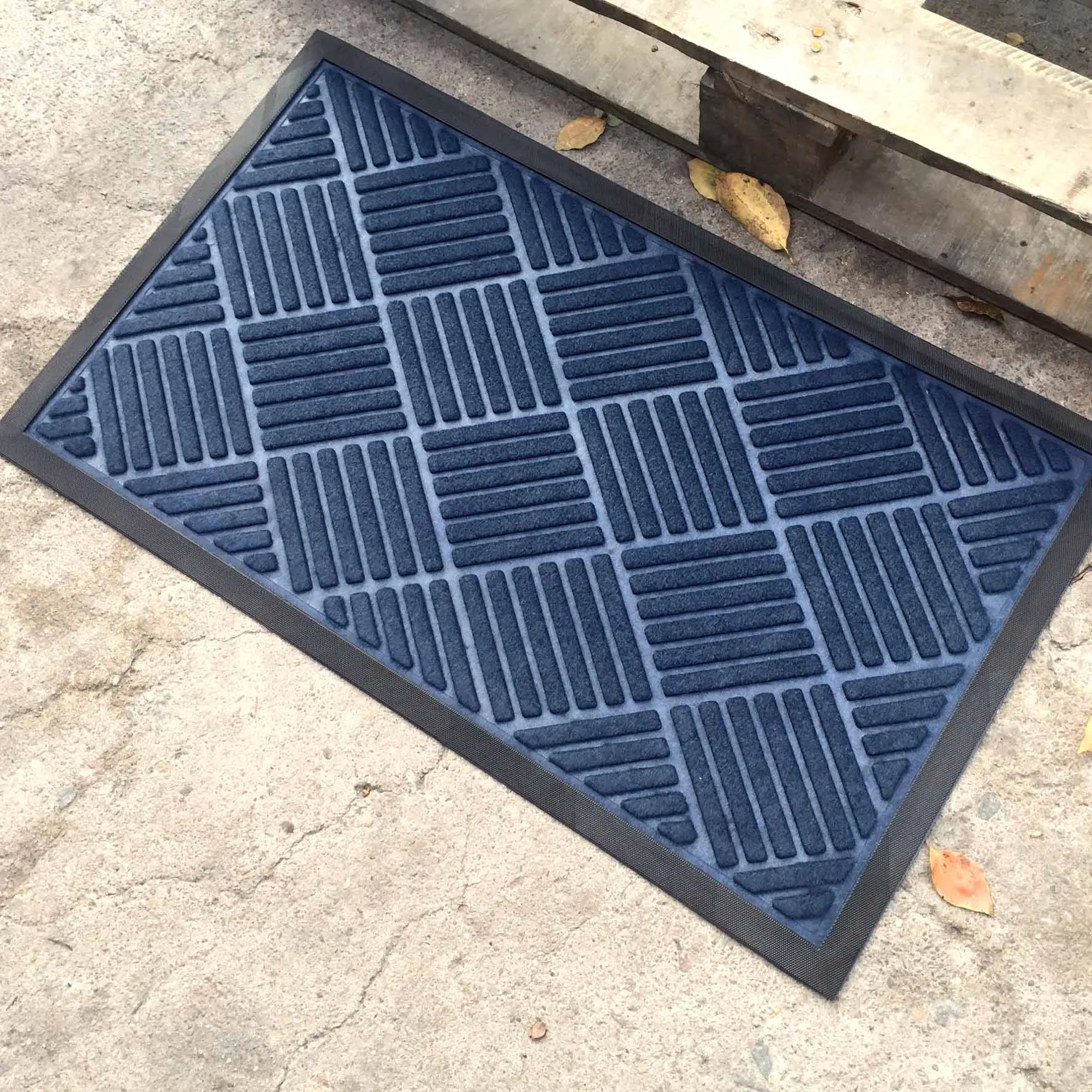 Vulcanized Molded Embossed Water Absorbing Absorbent Mud Removal Gorilla Grip Polypropylene PP Footmat Doormat