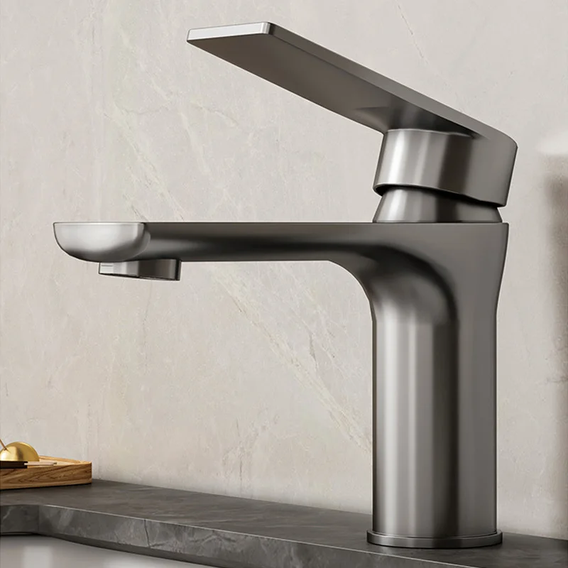 Modern Factory Custom Stainless Steel Bathroom Wash Basin Faucet Single Handle Hot Cold Deck Mounted Bathroom Sink Mixer Faucet