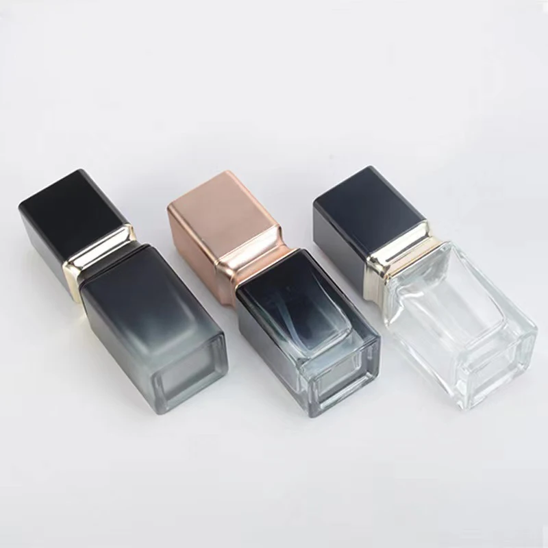 Wholesale 30ml Square Glass Isolation Cream Cosmetic Liquid Foundation Bottle Refillable Airless Pump Frosted Bottles