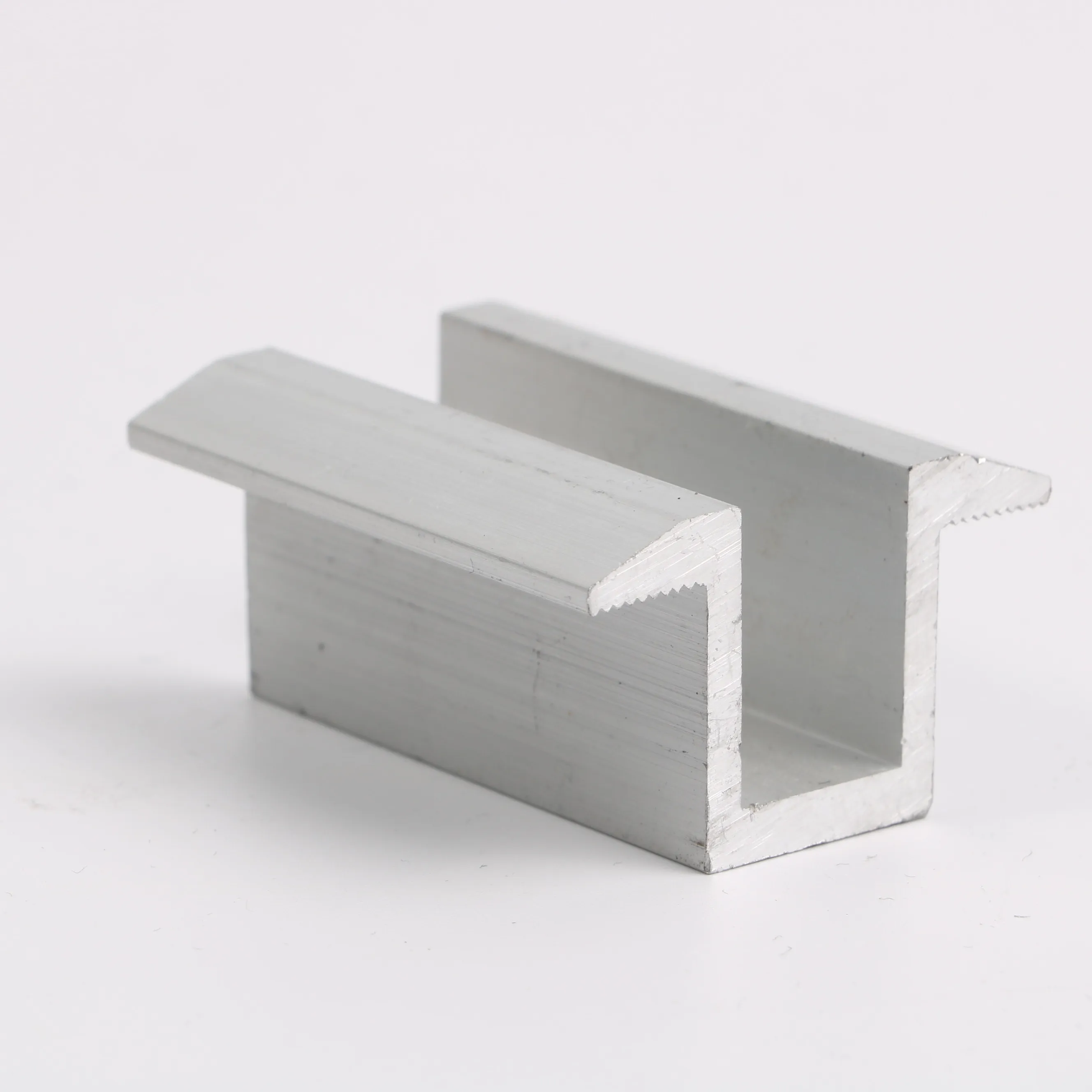  Widely Used Aluminum Structure Solar Bracket Clamp Mounting