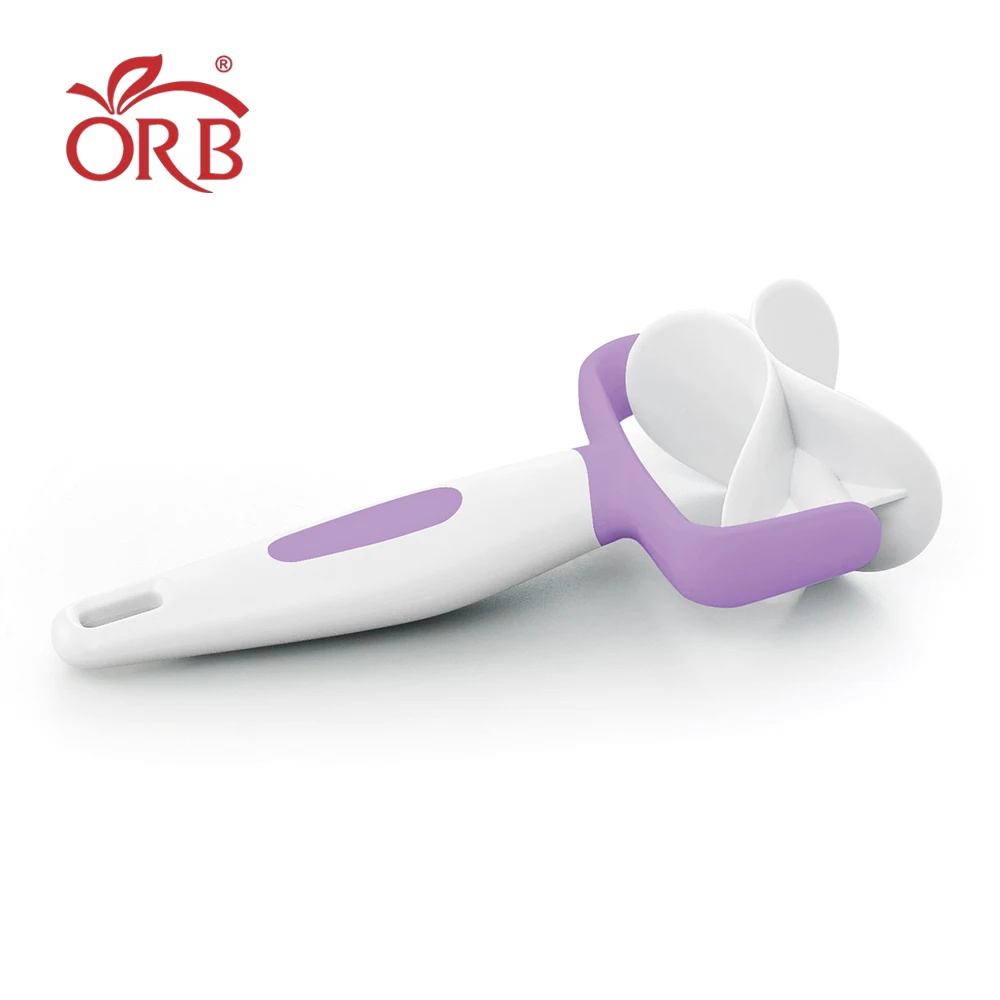 Kitchen multifunction hand held manual rolling circle cutter for dumpling wrapper