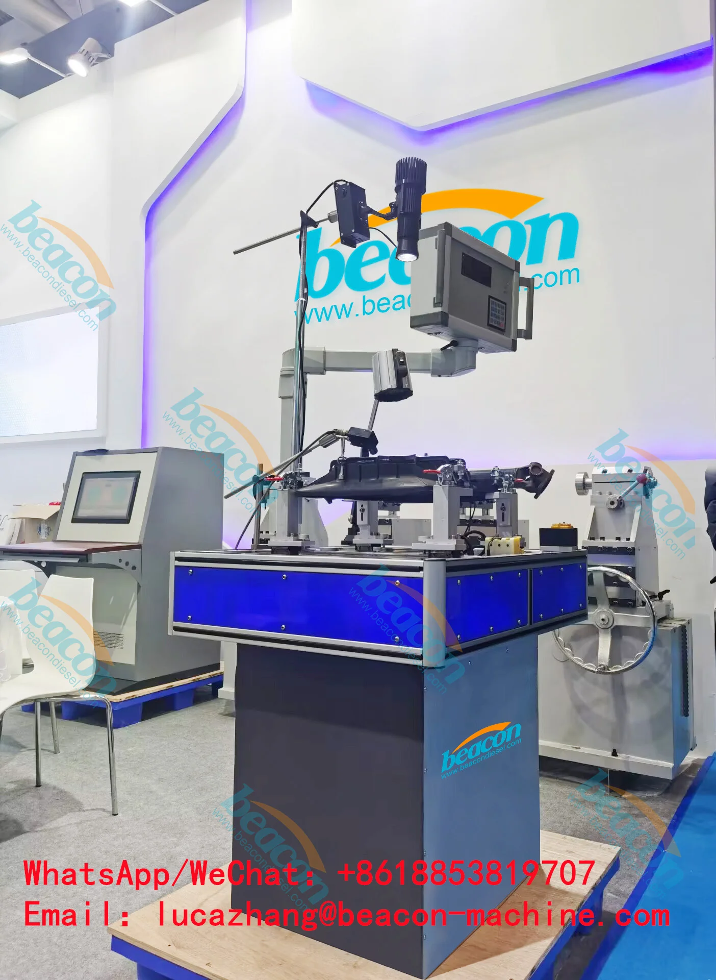 high performance Flap wheel cutting machine for flap wheel making can cut both U and L type groove cloth