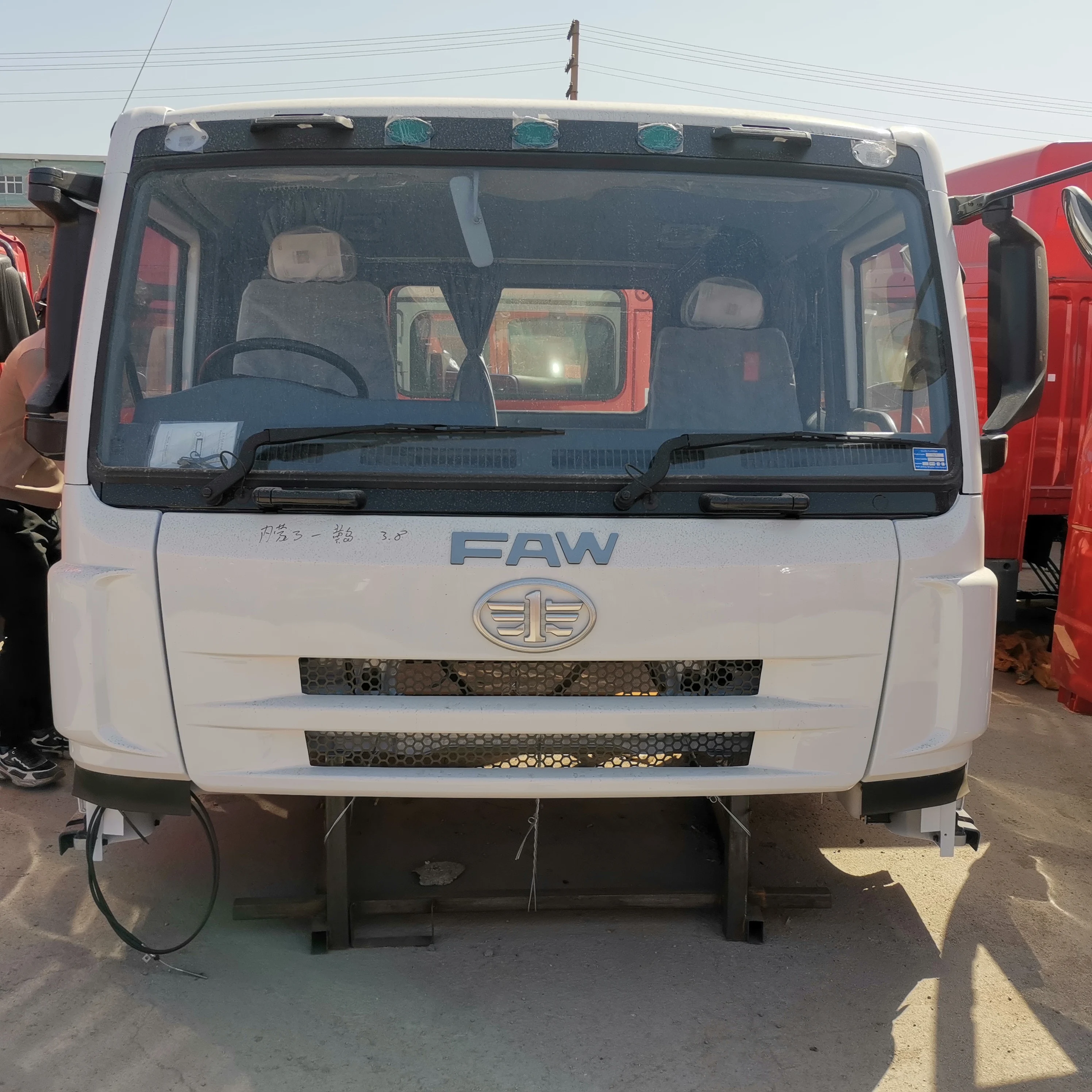  FAW кабина в сборе полная J5M-200 правый руль оригинальные