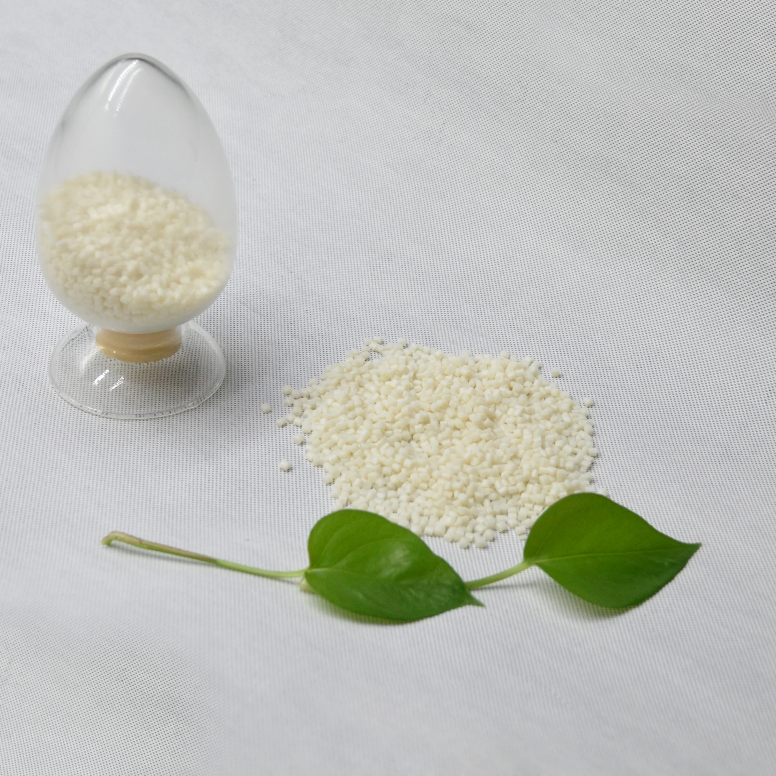 Отличное качество Лучшая цена пластиковые смолы PLA полимолочной кислоты пластик натуральные гранулы