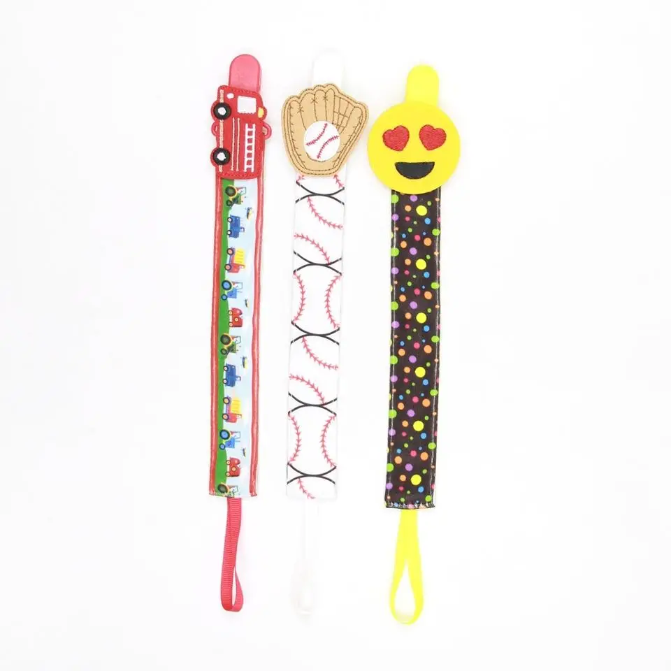 Custom Logo Elephant Pacifier Holder Ribbon Pacifier Clip Plastic