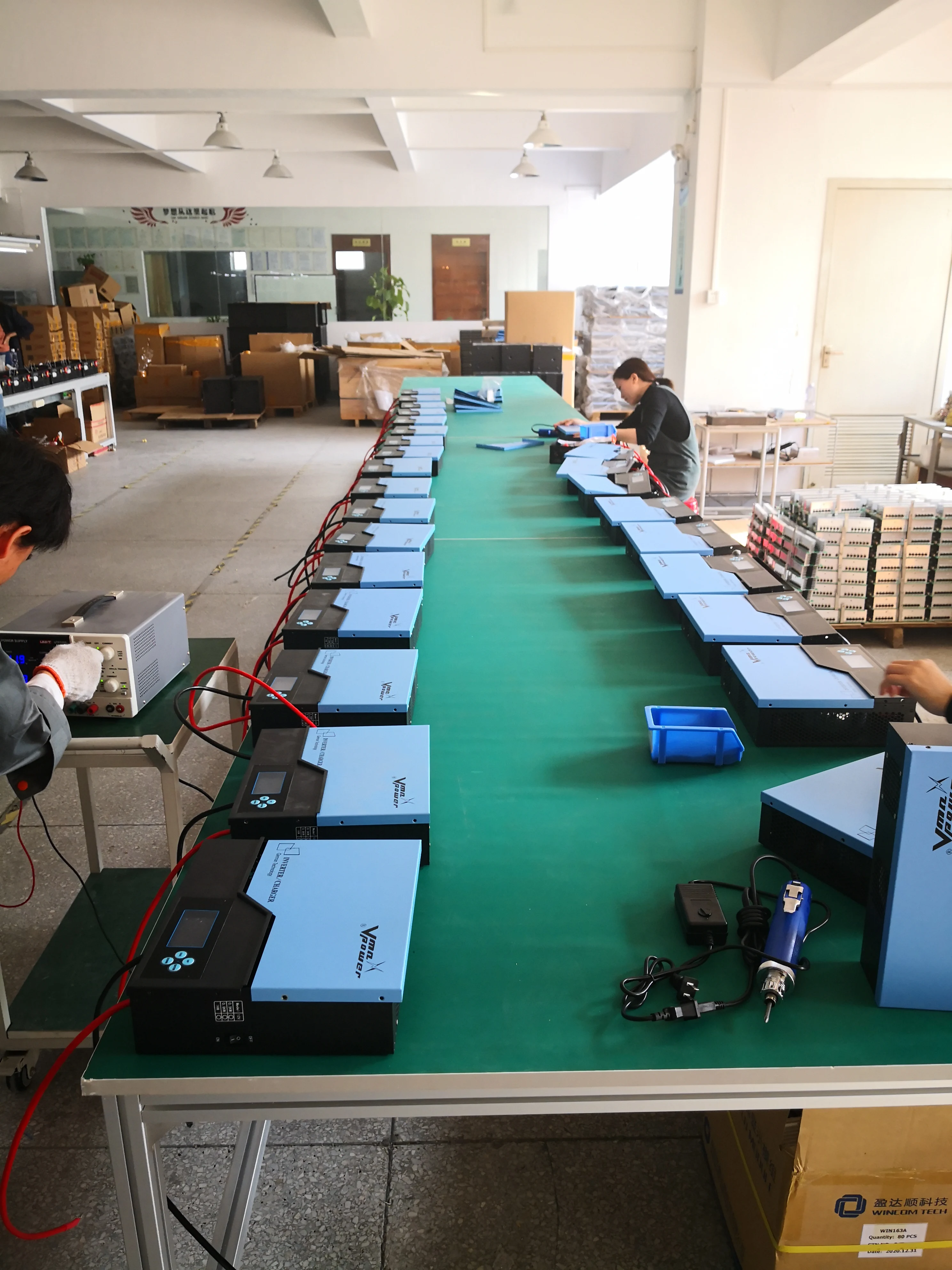 OEM Factory Pure Sine Wave Inverter 3KW 12V/24V 220V 5000W Inverter With Battery Charger For Solar Air Conditioner Inverter