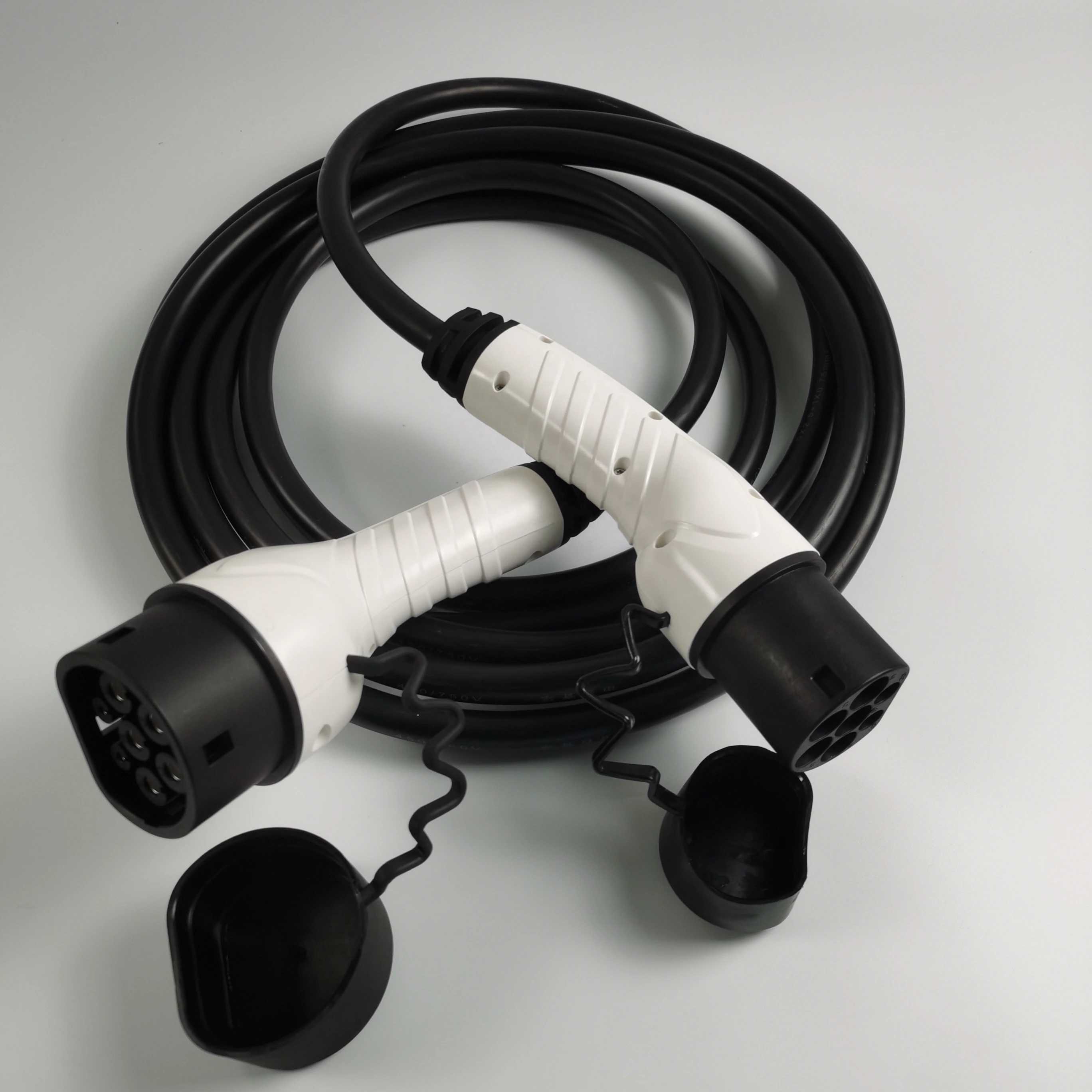 
5M 32A Type 1 to Type 2 spiral ev charging cable for electric car 