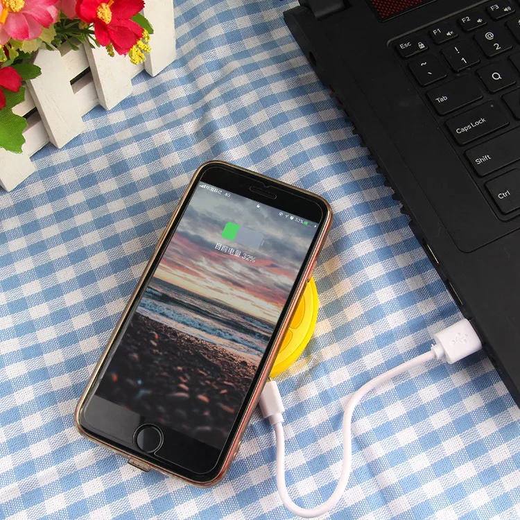 2024 Trending Promotional Items Custom Cartoon Portable Universal Smart 10w Qi Fast Charging Mobile Phone Wireless Charger