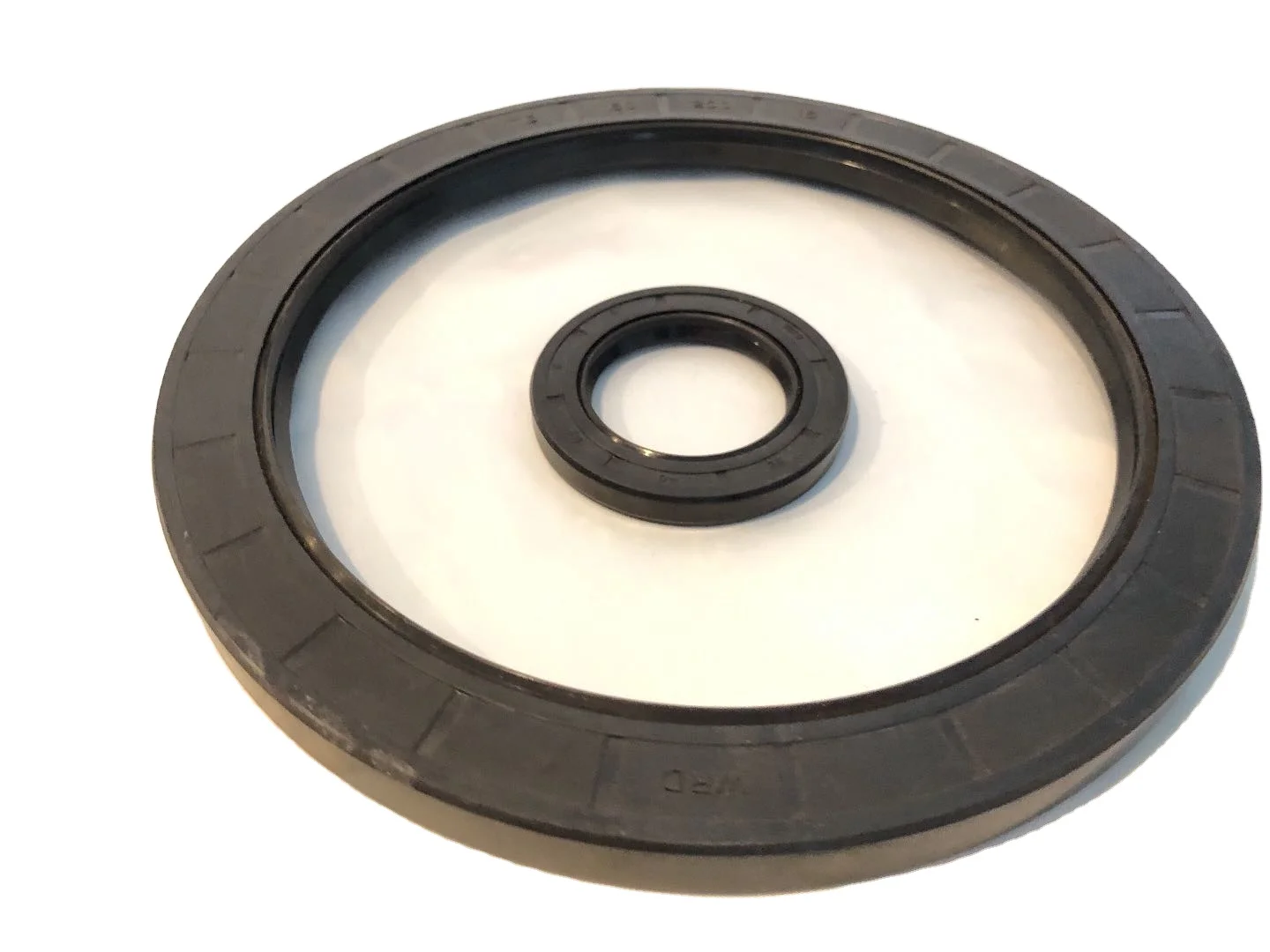 High Quality Sealing ring Excavator Parts  Oil Seal BW4680E for Swing Motor 47*62*7 mm