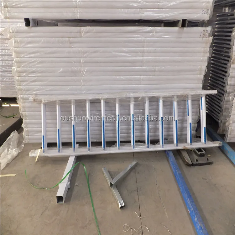 China wire mesh S style Anti - glare fence municipal zinc steel fence