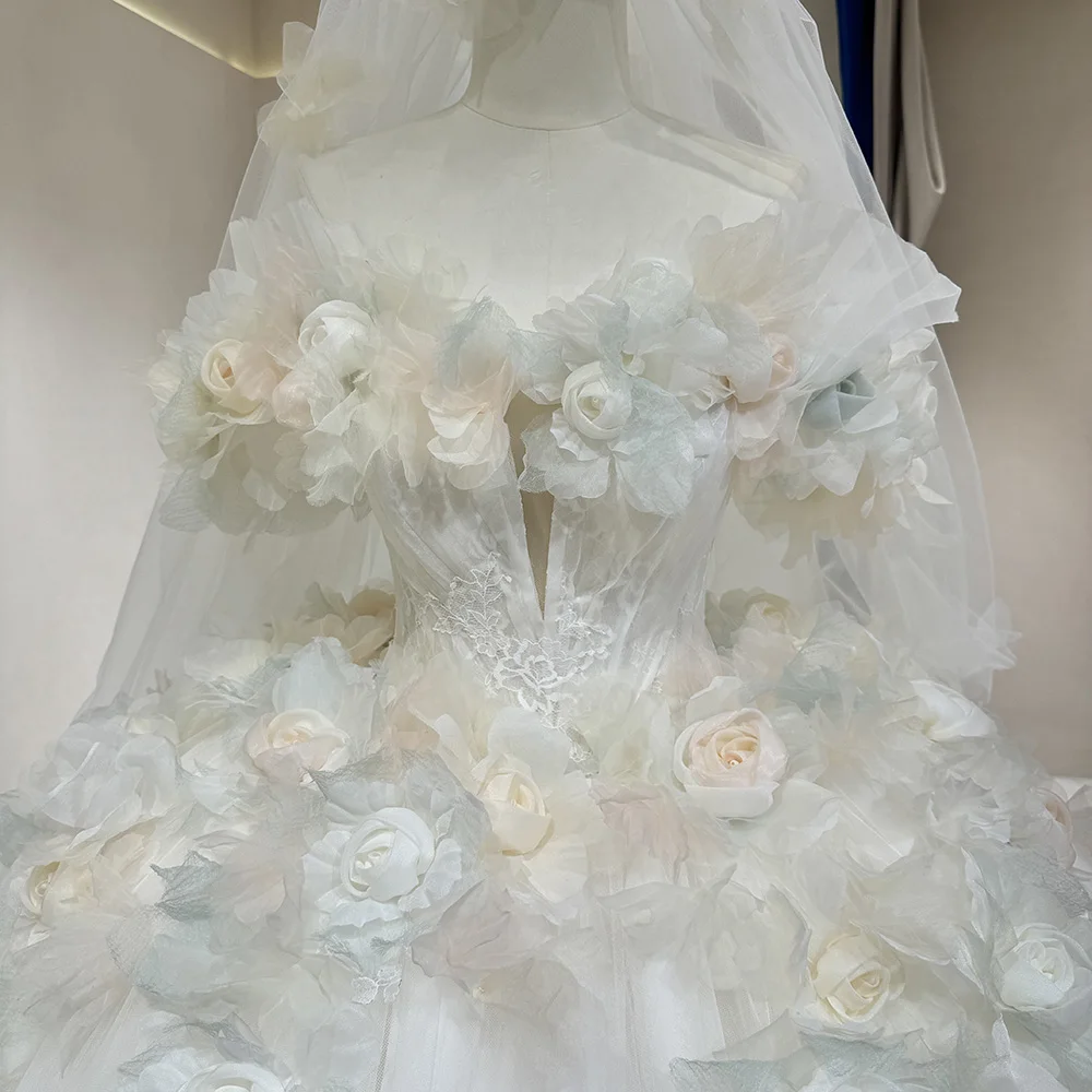 Elegant Short Sleeve Ball Gown Wedding Dress Luxury 3D Floral Appliques Customized Vintage Bridal Gown Dw0087